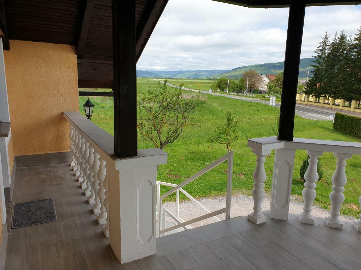 Apartman Majetic Otočac Екстериор снимка